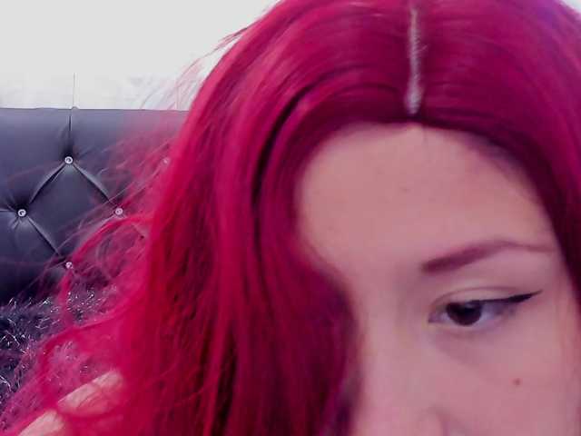 Fényképek Willow-Red Welcome Dear! ♥ #Vibe With Me #Cam2Cam Prime #Bailar #Desnudarse #Disfrutar