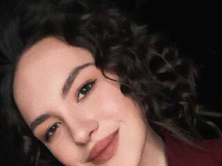 Erotikus videocsevegés WilmaWinifred