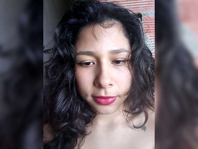 Sugárzási képernyőképek Witchbunny