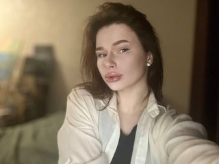 Erotikus videocsevegés wooowMila