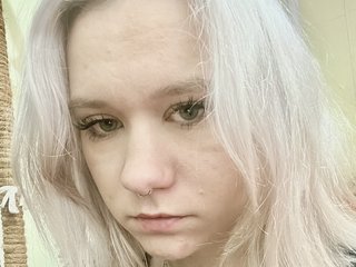 Erotikus videocsevegés Xani1