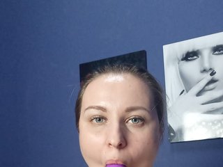 Erotikus videocsevegés XHugeTitsAS