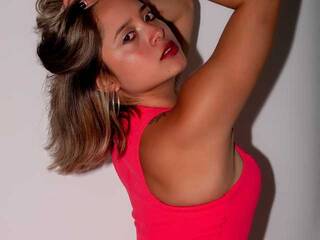 Erotikus videocsevegés xiarawixx