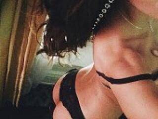 Erotikus videocsevegés xiraxx