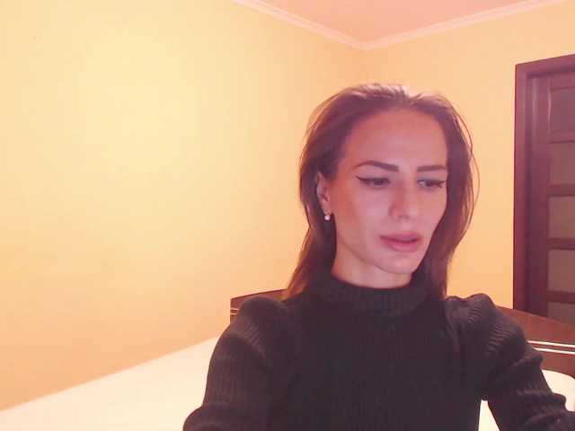Fényképek xkat Hello everyone, chest 88tk, pussy 89, anus 44 tk,see camera 40 tkn all naked + striptease 222 tk, In private, it’s possible: a gorgeous blowjob, squirt like a fountain, 3 kinds of masturbation, butt pussy, improvisation ,,,welcome