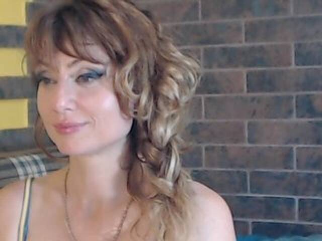 Sugárzási képernyőképek RrredQueen