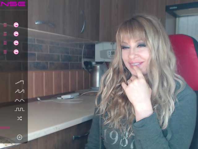 Sugárzási képernyőképek RrredQueen