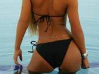 Erotikus videocsevegés xloyax