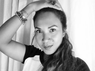 Erotikus videocsevegés Xmillo