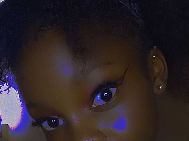 A profil fényképe Xoxoteshy