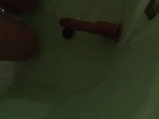 Erotikus videocsevegés XsuVVa