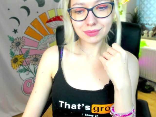 Fényképek xxHeidiLove #joi #tease #cei #sissy #sph #cbt #young #girl #hot #cute #natural #healthy #ahegao #ass #english #german #lovense #cuckold