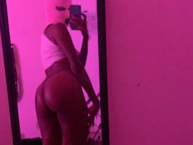 A profil fényképe yayaleakes