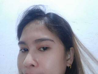 Erotikus videocsevegés Yazzy27