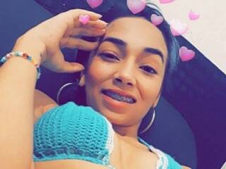 Erotikus videocsevegés yesihot