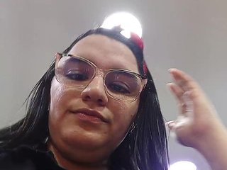 Erotikus videocsevegés YeyeFresh