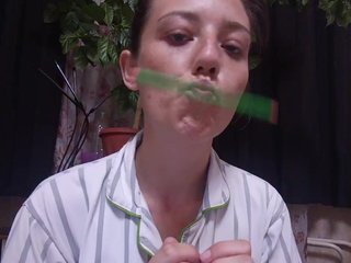 Erotikus videocsevegés Ymmixxx