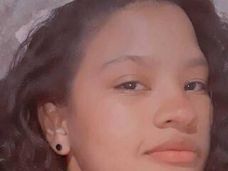 Erotikus videocsevegés Yohana23