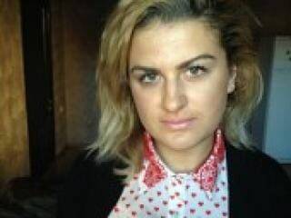 Erotikus videocsevegés youlivein