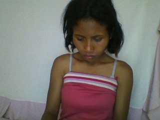 Erotikus videocsevegés YoungNatie