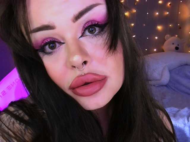 A profil fényképe yourbimbo