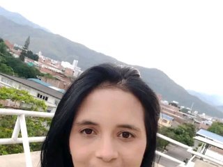 Erotikus videocsevegés Yourdirtywife