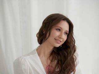 Erotikus videocsevegés YourLovelyStory