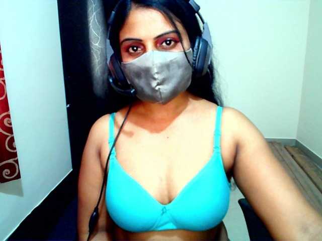 Fényképek yoursavitha5 my neighbour at home | Make me Squirt at Pvt | Today free show for all| Please support | lets party [none] [none] [none]