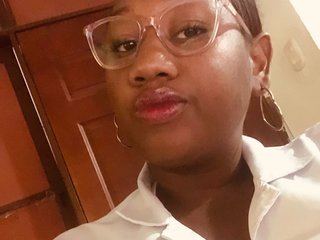 Erotikus videocsevegés yourwife-anna