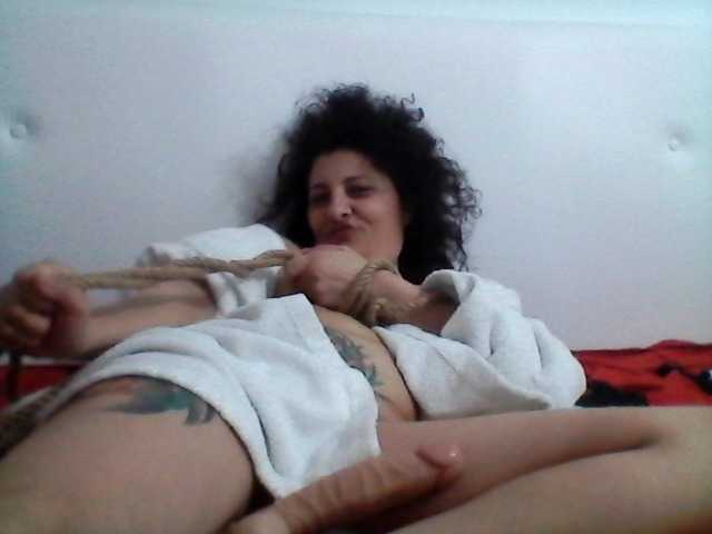 Fényképek yvona78 Hello in my room!Let*s have fun together![none] CUM SHOW!**new**latina**show**boobs**puseu