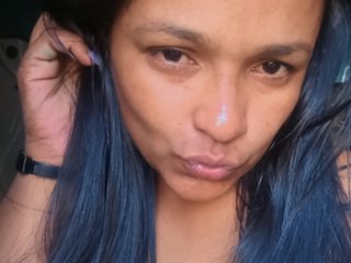 Erotikus videocsevegés Zafira-1