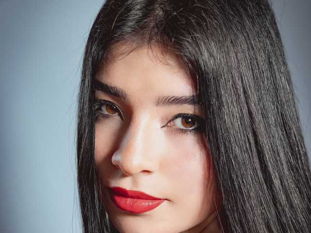 A profil fényképe Zamira-Taylor
