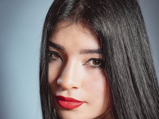 Erotikus videocsevegés Zamira-Taylor