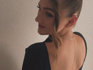 Erotikus videocsevegés ZaRa94