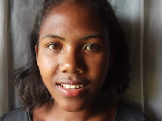 A profil fényképe zattyajolie