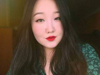 Erotikus videocsevegés Zara-Tara