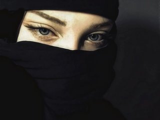 Erotikus videocsevegés khanmmedina