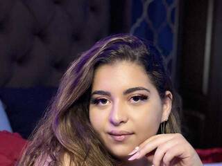 Erotikus videocsevegés ZoeBellee