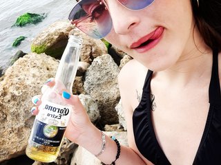 Erotikus videocsevegés zomersharay