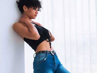 Erotikus videocsevegés zuky89