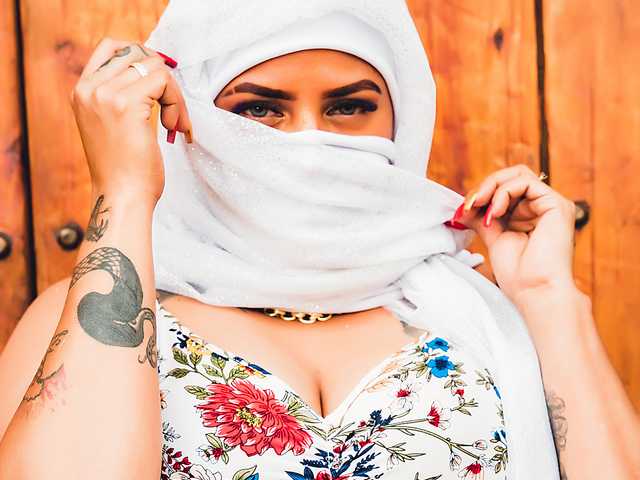 A profil fényképe zully-arabb